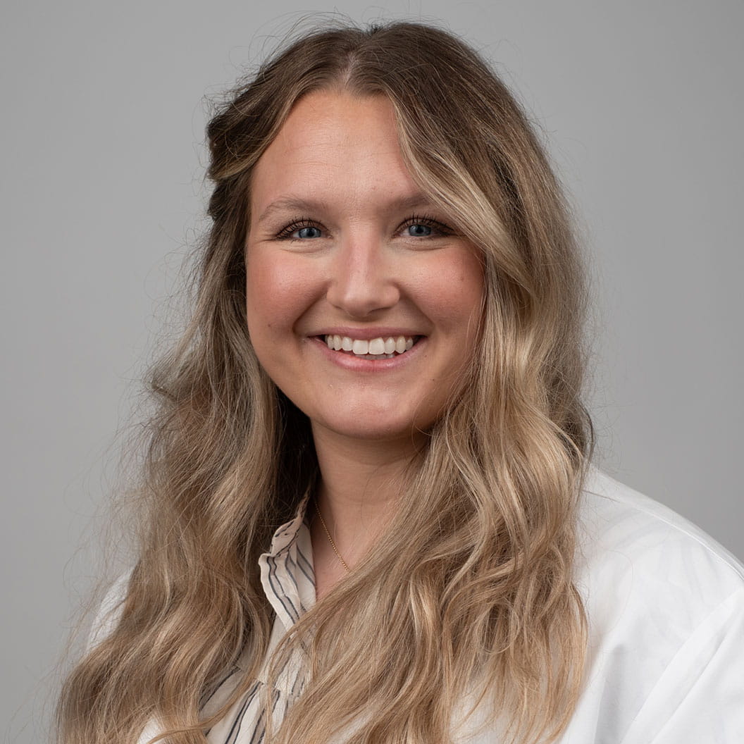 Photo of Dr. Carly Waddell